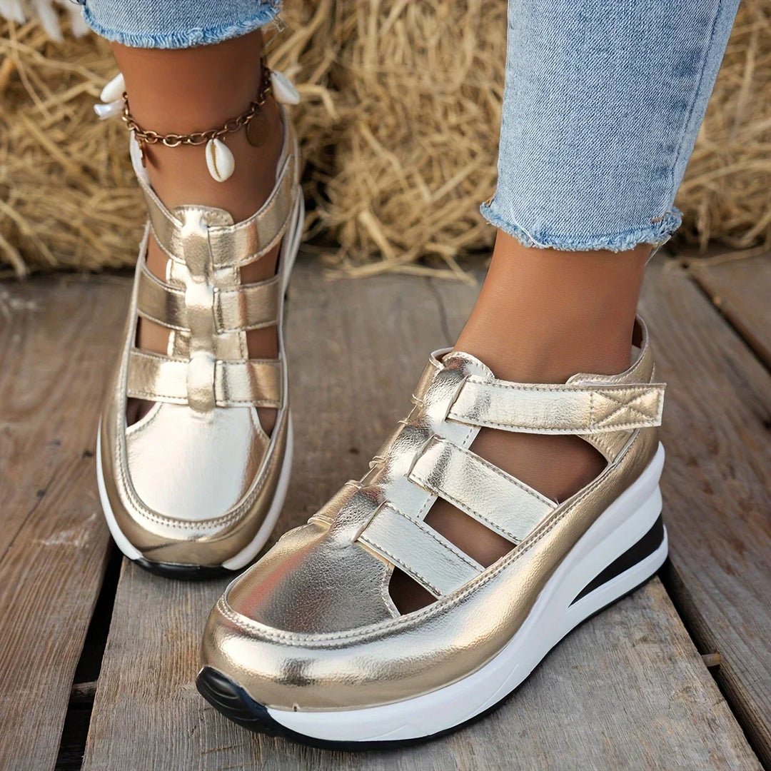 Imogen™ ComfortLift Sandals