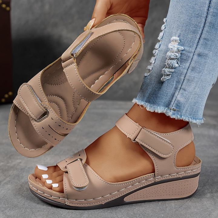 Bridget™ Comfort Lift Sandals