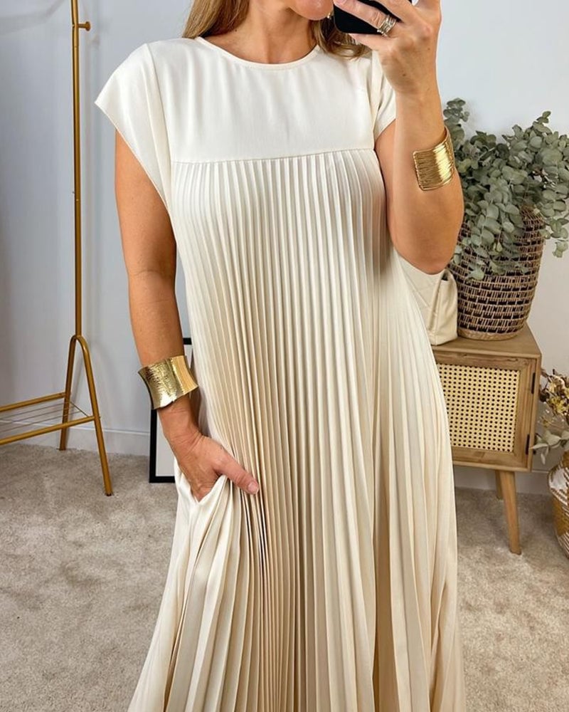 Annalise™ Pleated Elegance Maxi Dress