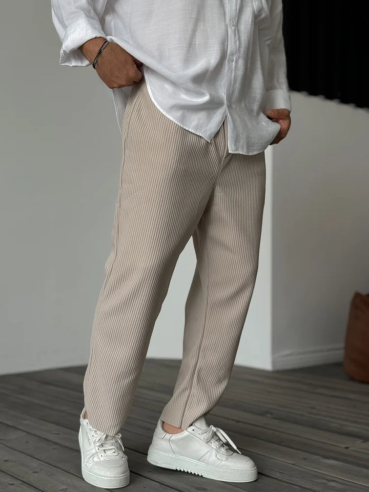 UrbanEase™ Pleated Lounge Pants