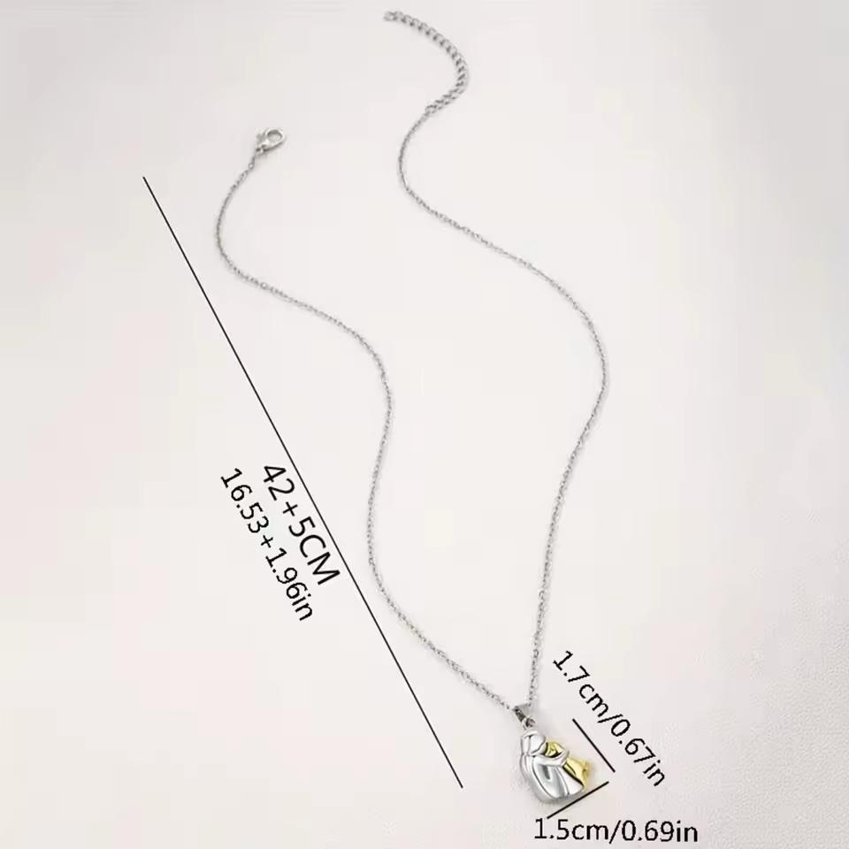 Aveline & Clary™ | Cat Embrace Necklace