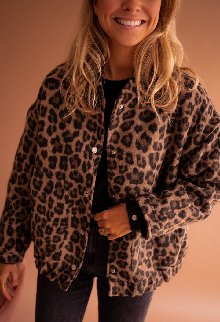 Feraluxe™ Leopard Shacket